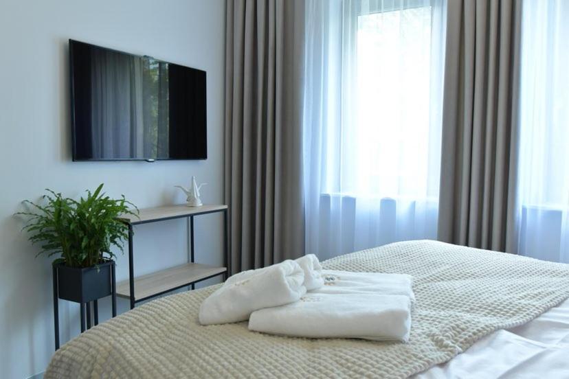 Apartament Prywatny Stone Hill Rackiewicz Z Basenem ชกลาร์สกา ปอเรมบา ภายนอก รูปภาพ