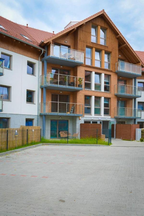 Apartament Prywatny Stone Hill Rackiewicz Z Basenem ชกลาร์สกา ปอเรมบา ภายนอก รูปภาพ